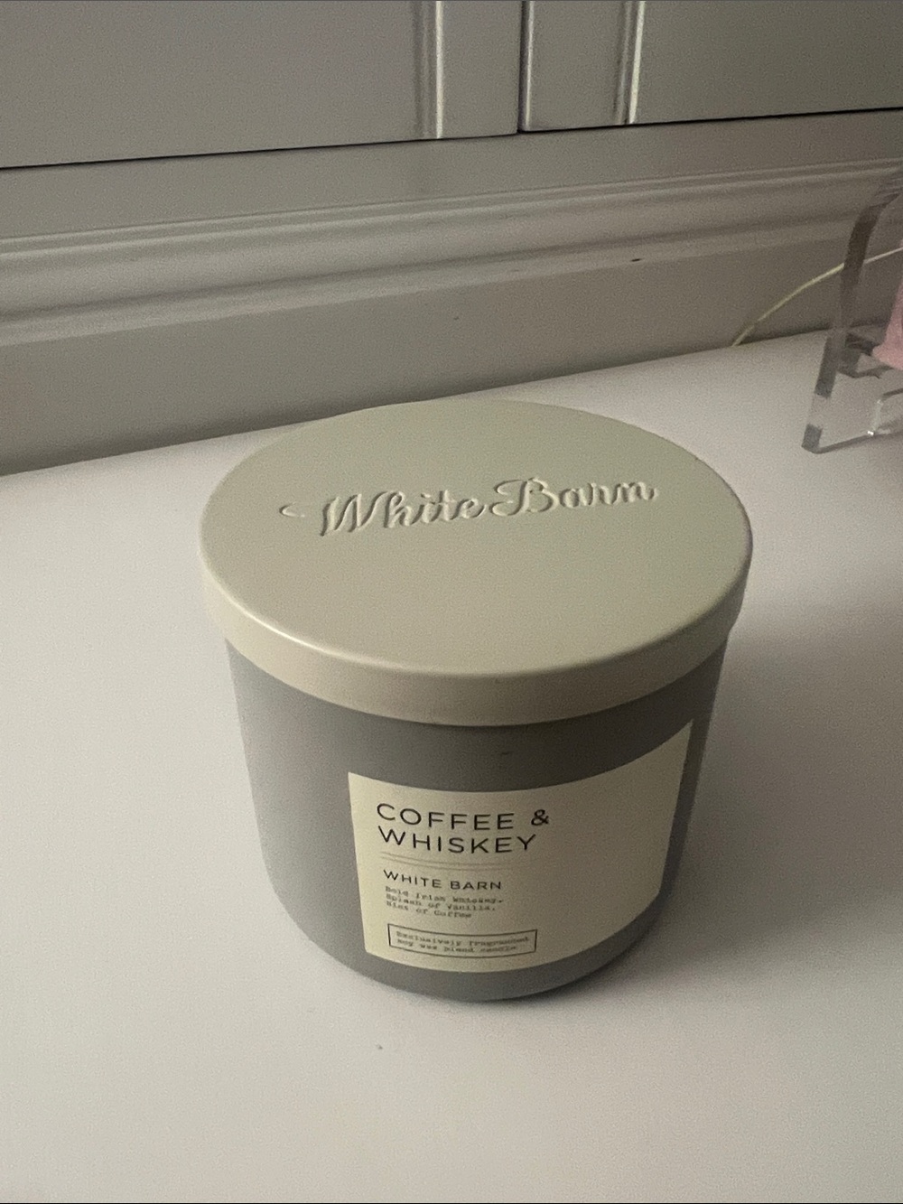 Bath and body works- coffee & whiskey candle ☕️